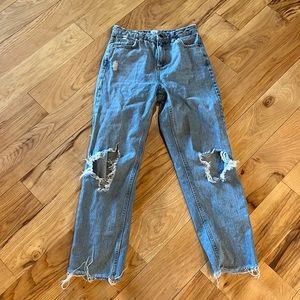 BOG Urban Outfitters Ripped Jeans. Size: W26.